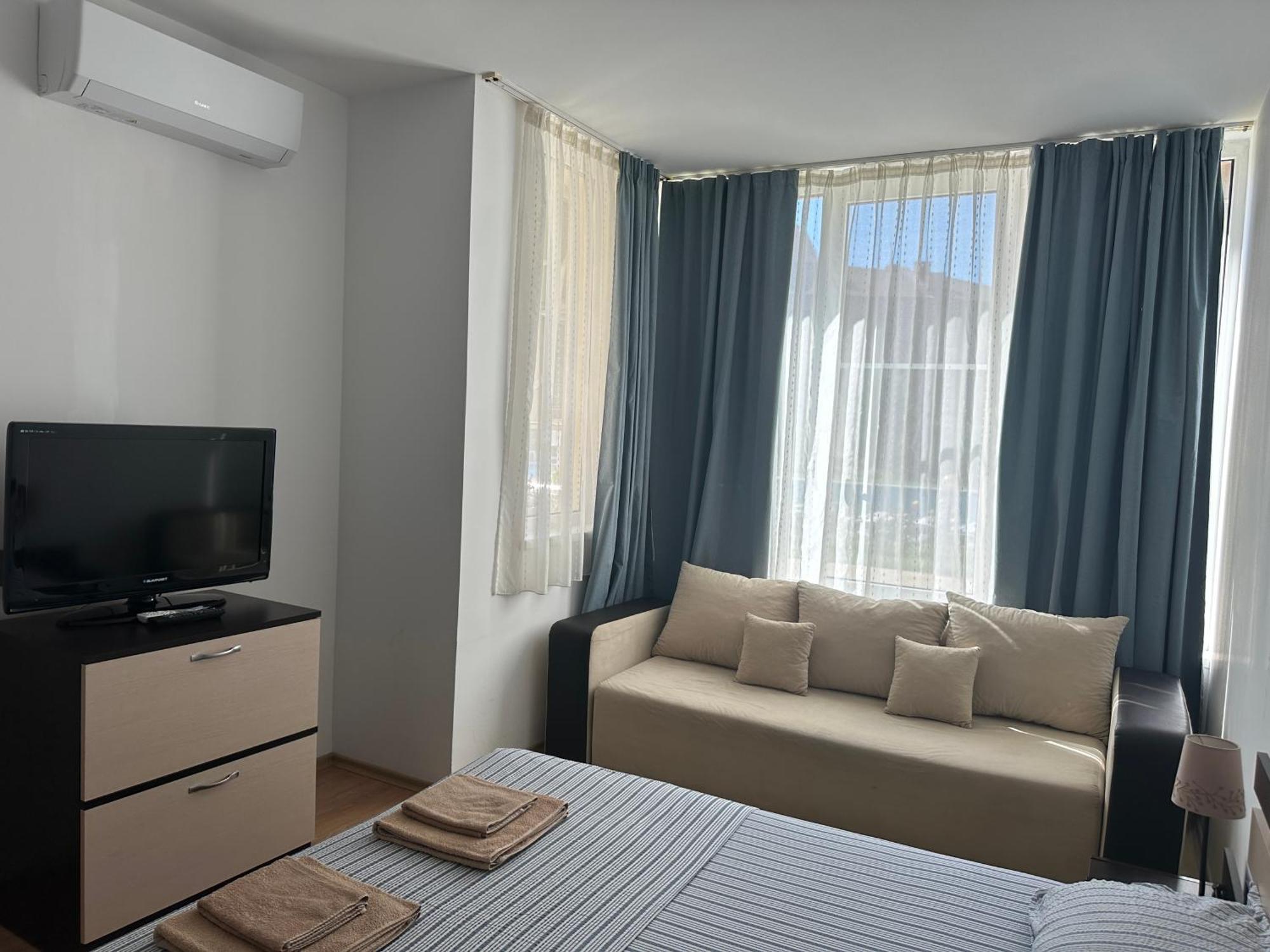 Oazis Cozy Beach Apartment Ράβντα Εξωτερικό φωτογραφία
